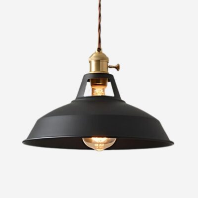 Suspension en métal au design industriel moderne