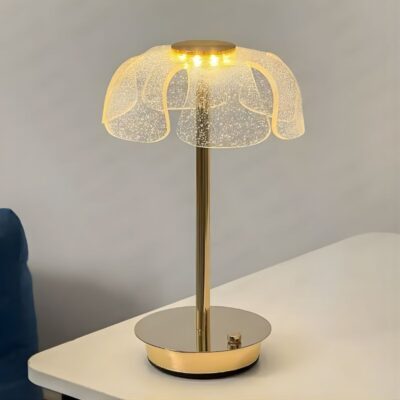 Lampe de table dorée design moderne