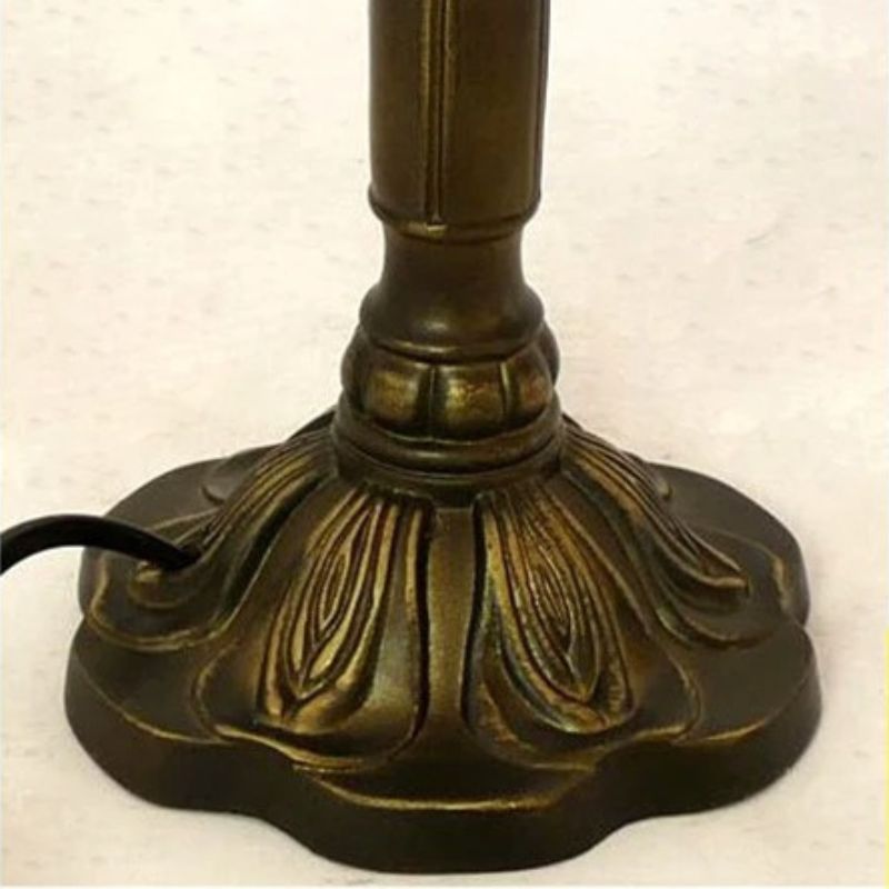 Lampe de table en verre style Tiffany