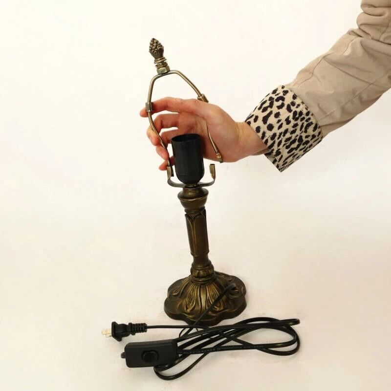 Lampe de table en verre style Tiffany