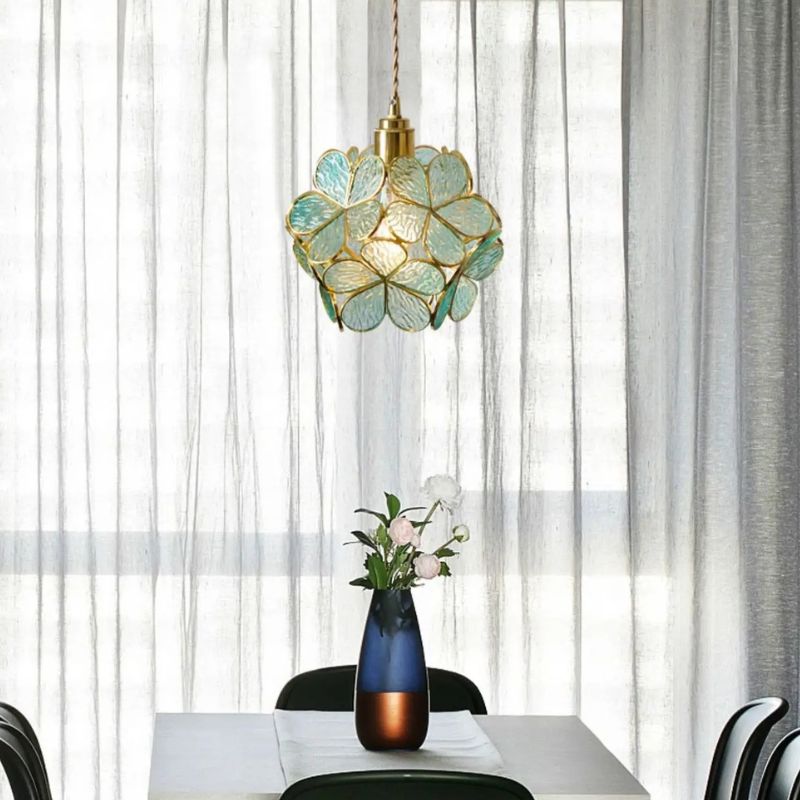 Suspension florale en verre bleu